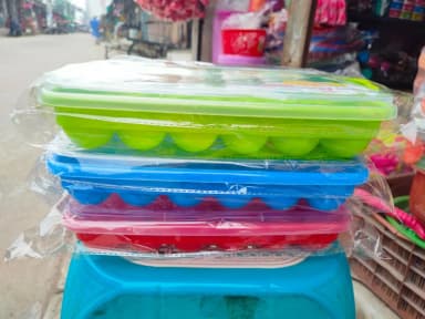 24 Eggs Dispenser Holder Eggs Storage Container Box Large 1 Dozen Capacity Plas