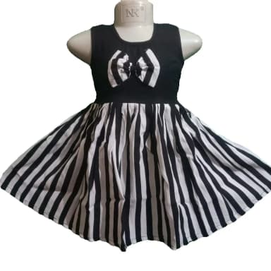 Black And White Stype Fashionable Beautiful Baby Dress For 1 To 7 Years Baby Girls