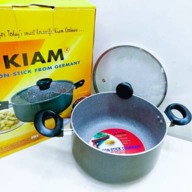Kiam 28cm Non-Stick Anti Scratch Casserole Pan With Lid Black. Casserole , Stock Pot, Such Pan Hari With Glass Lid. CD:P650.
